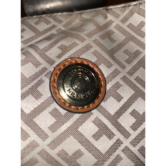 Tommy Hilfiger Large Tan Logo Canvas Shoulder Tote Bag Gold Accent Chain - Picture 8 of 10